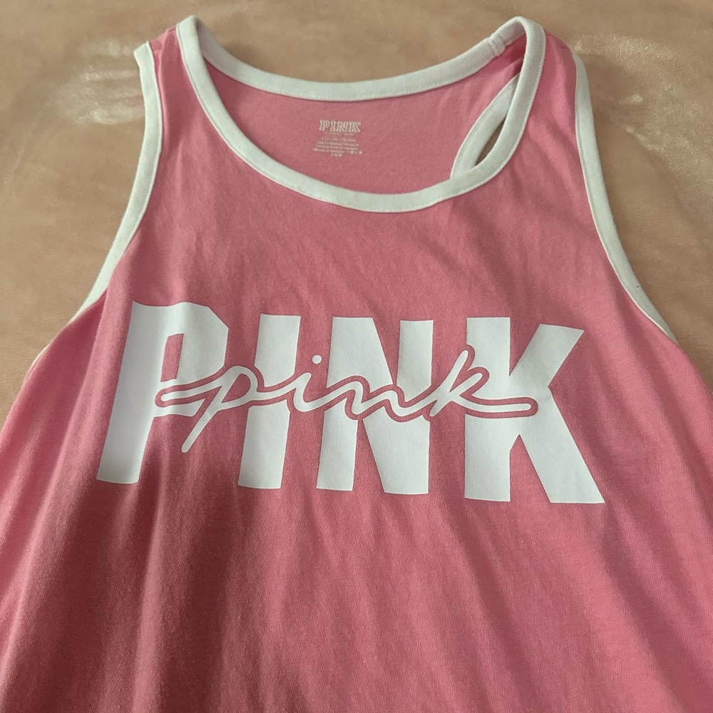 Like new without tags size small